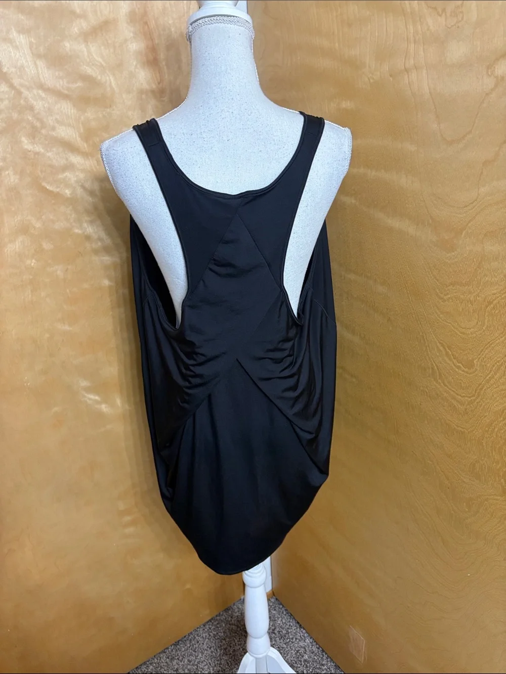 Lululemon Black Essential Tank Pleated Size 14